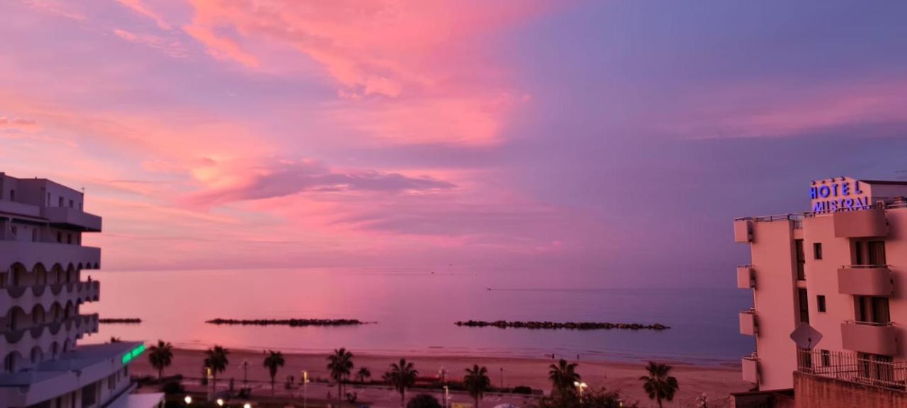 Tramonto Sul Mare Bed and Breakfast Termoli Exteriör bild